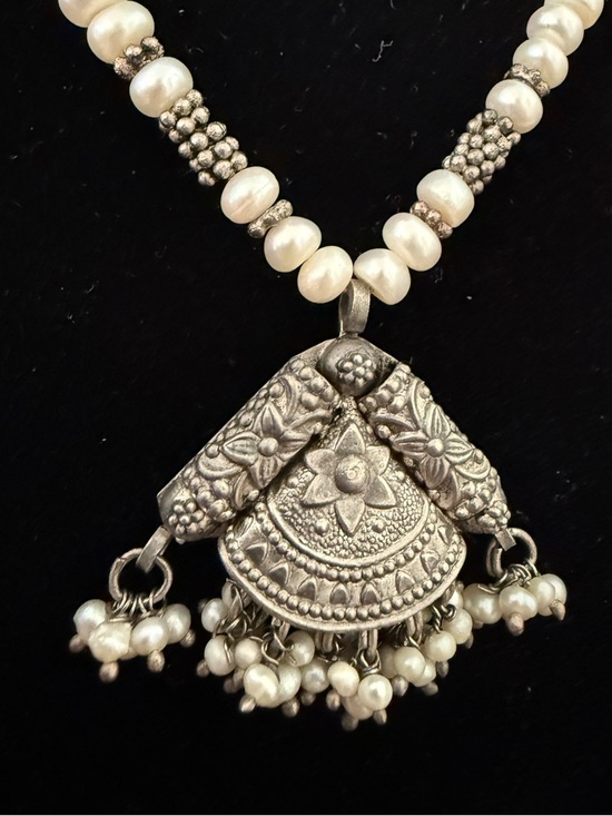 Intricate Pewter Pendant and Fresh Water Pearl Necklace - Picture 8 of 9